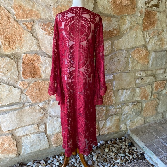 Ruby Lace Kimono Duster - Picture 5 of 6